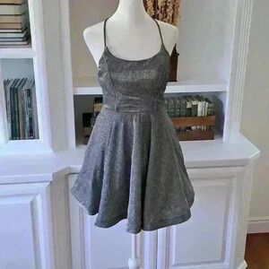 Speechless Juniors' Square Neck Shimmer Sleeveless Skater Dress - Size: 3
